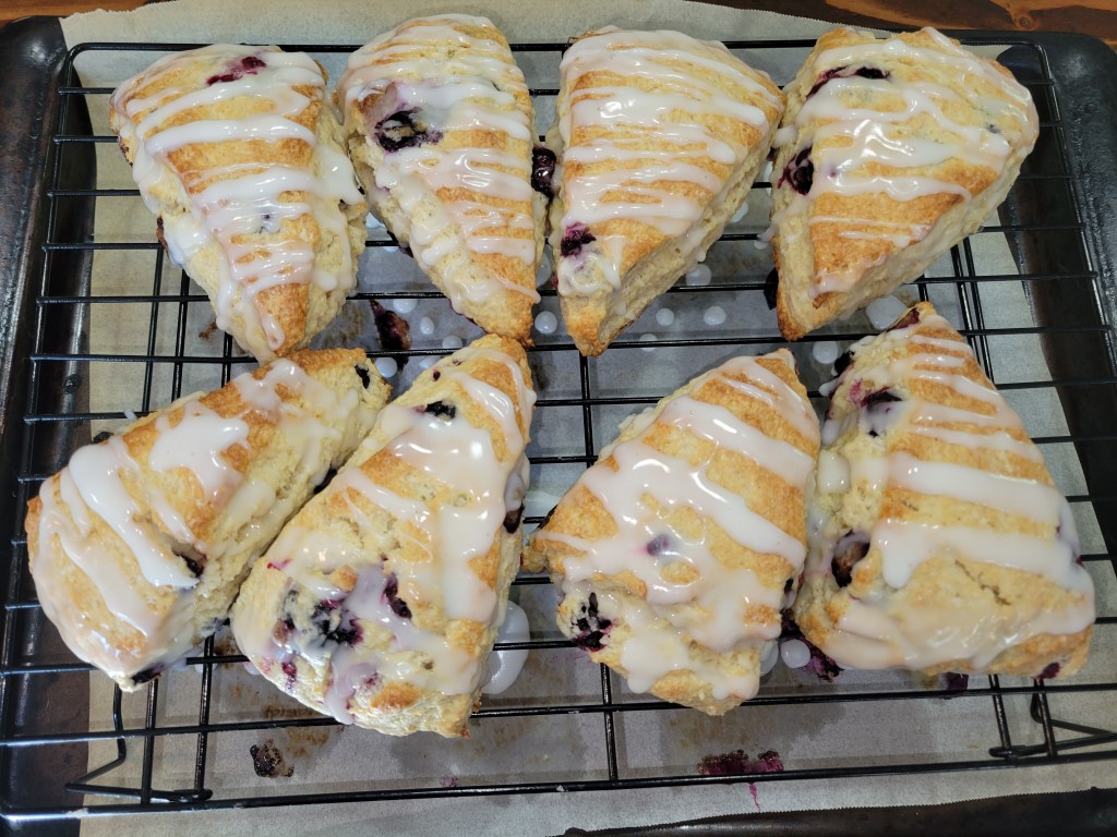 Sourdough Discard Blueberry Lemon&nbsp;Scones